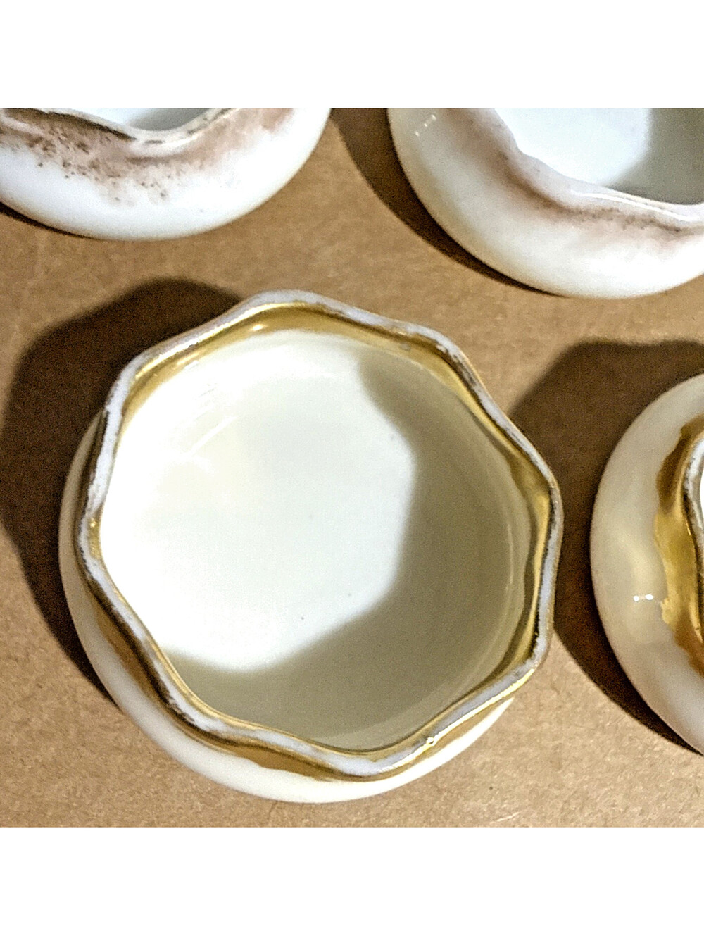 Vintage Belleek Open Salt Dish 5pc Set White Porcelain with Gold Rim - Picture 6 of 9